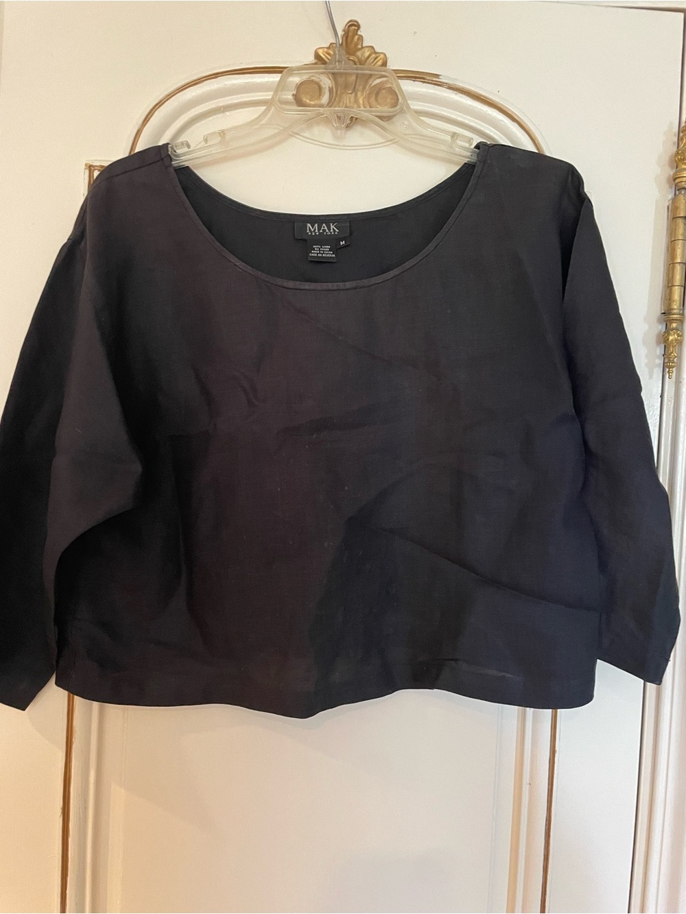 Black linen crop top Scoop Neck Women's Top